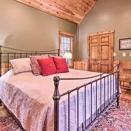 Creekside Berkeley Springs Cabin On 35 Acres! Eksteriør billede