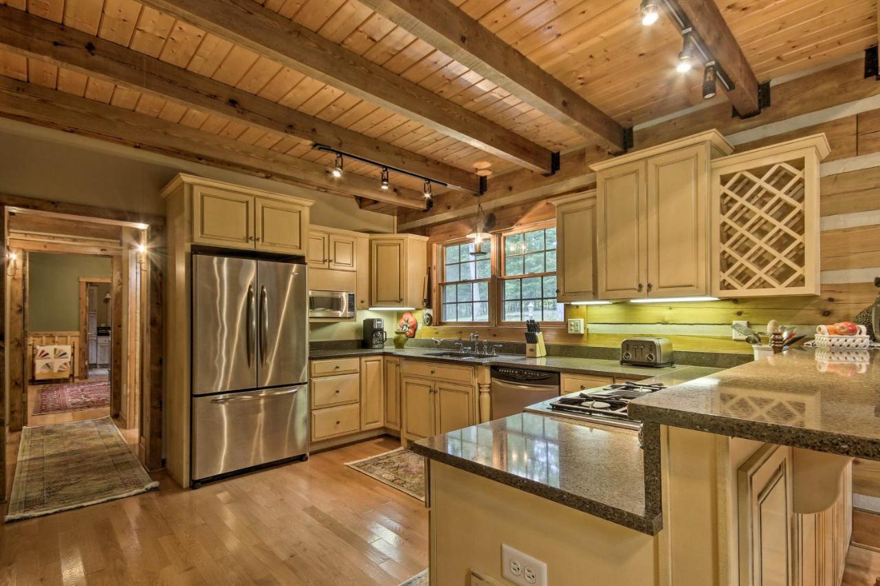 Creekside Berkeley Springs Cabin On 35 Acres! Eksteriør billede