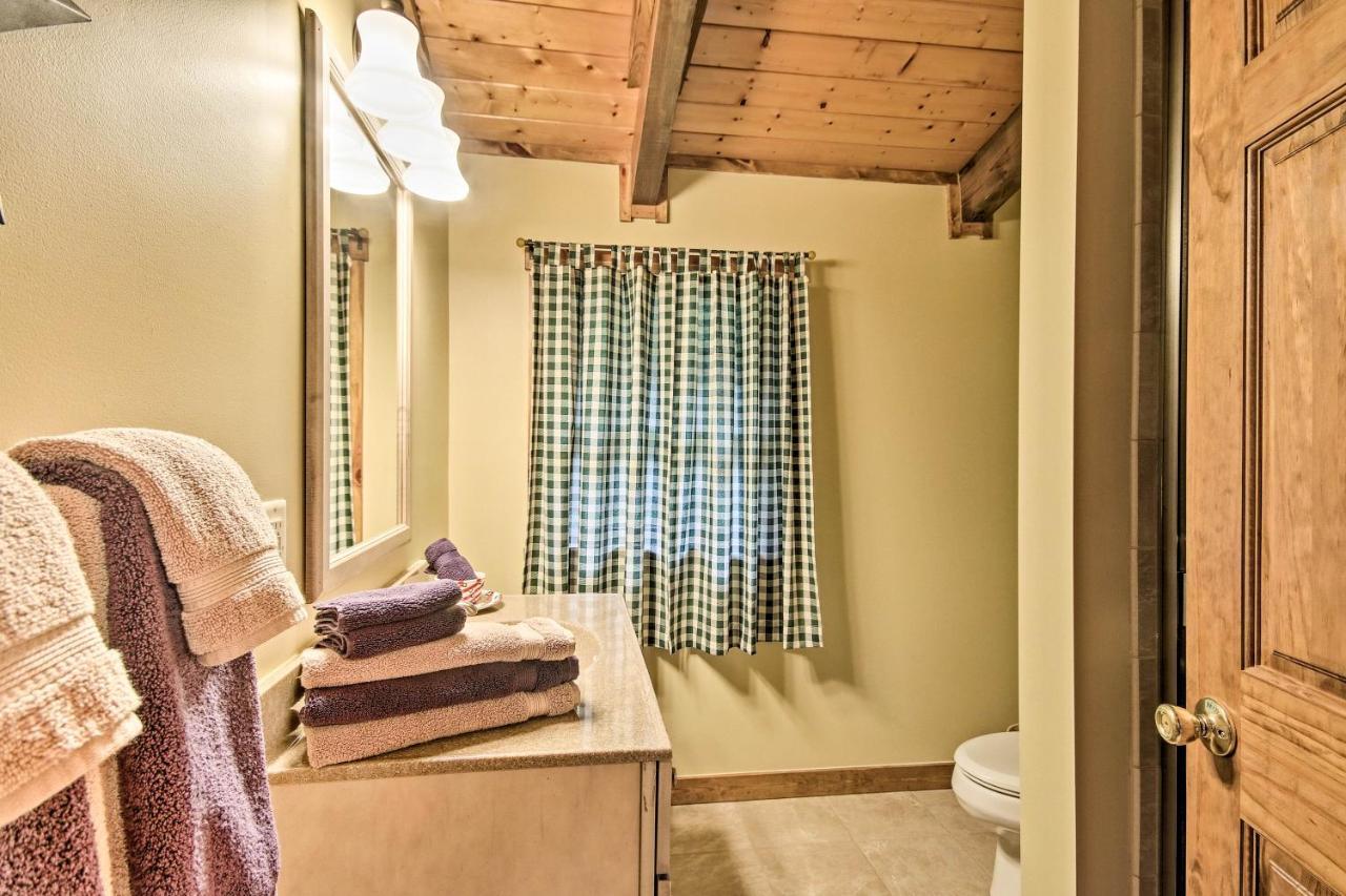 Creekside Berkeley Springs Cabin On 35 Acres! Eksteriør billede